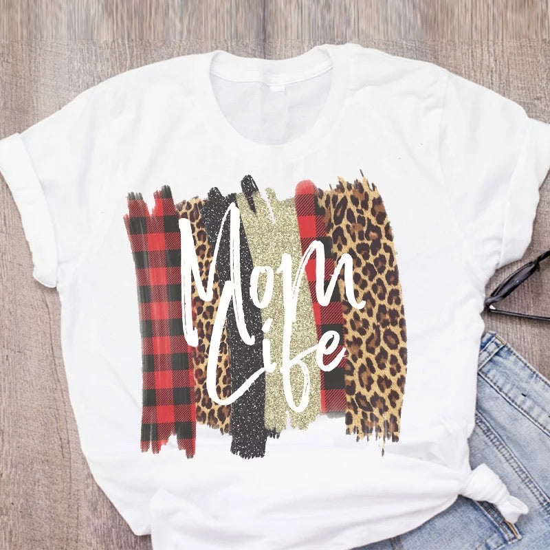 The Sophisticated Tee Women’s Fitted Mom Life Shirt Leopard Buffalo Plaid Tee T-shirt